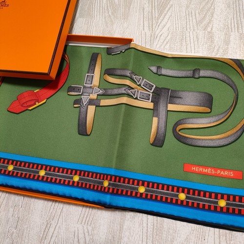 Unused w/box HERMES Carre 90 LETTRES EQUESTRES Silk Scarf 90cm Green 2023AW - Picture 6 of 24