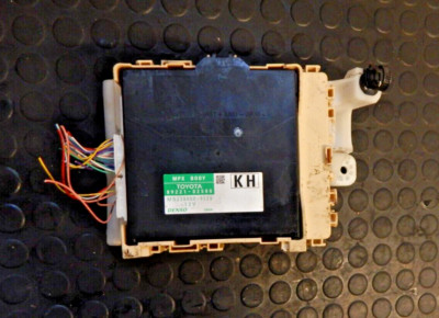 GENUINE 2014 TOYOTA AURIS FUSE BOX BSI BSM BCM MODULE  89221-02350