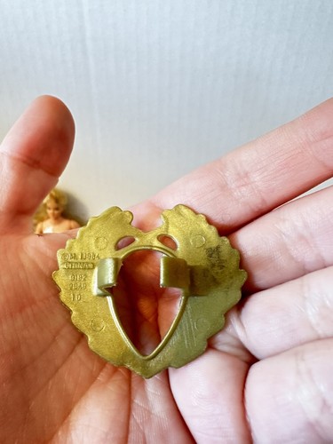 Vintage 1984 She-Ra Princess of Power Figure MOTU Face Shield Cape - Picture 5 of 8