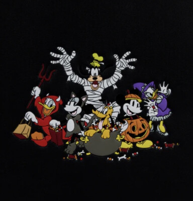 LOUNGEFLY EXCLUSIVE - Mickey and Friends Halloween Glow  display picture 1