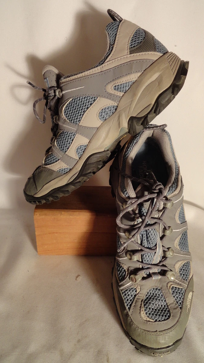 Merrell the north face top