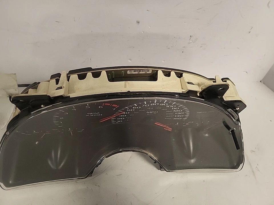 1999 2002 Chevrolet Camaro OEM Speedometer Automatic RWD Z28 5.7L. PP5 Foto 2 de 4