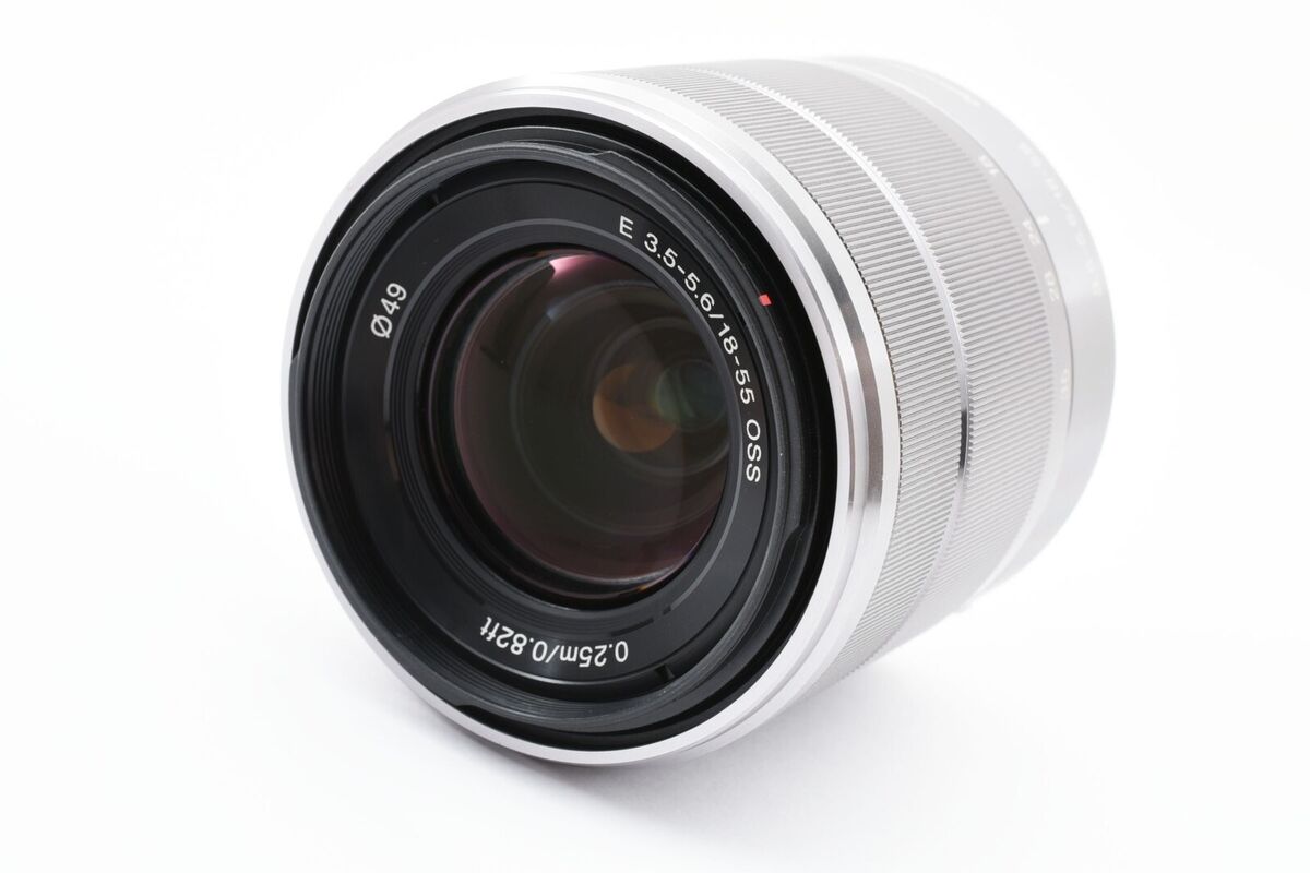 Mint Sony 18-55mm f/3.5-5.6 AS IS Aspherical OSS Silver Lens Mint Sony 18-55mm f/3.5-5.6 AS IS Aspherical OSS Silver Lens