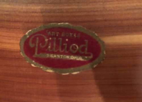 Pilliod Art Boxes, Swanton, Ohio Wooden jewelry trinket chest brass hinges - Picture 11 of 13