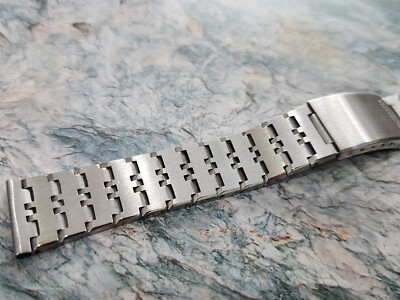 Nos Rare vintage orient Bracelet 18mm Straight end pieces Unique 44.