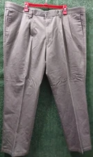 Dockers Men IndividualFit Pants Olive Green Pleated W44xL30 