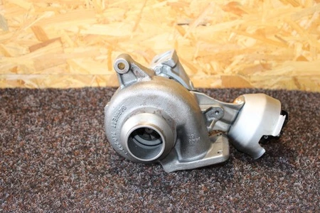 Turbolader T914916