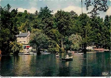 14 - Clécy - Les plaisirs des bords de l'Orne - Barque - CPM - Voir Scans Recto-