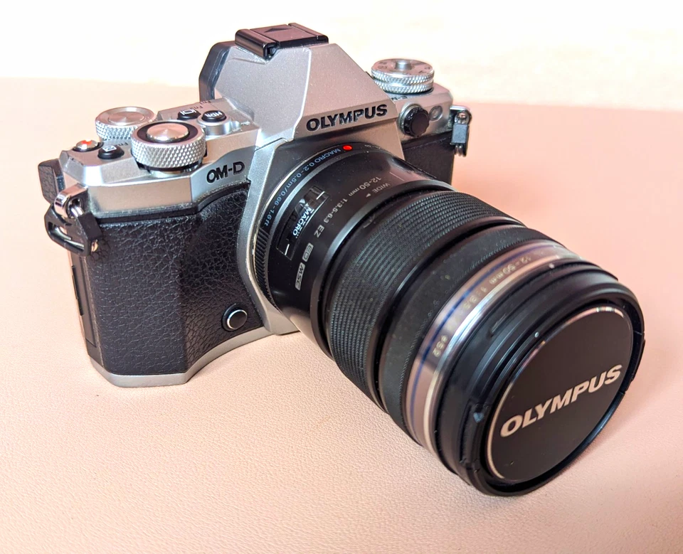 Olympus OM-D E-M5 Mark II, photo 1 of 5