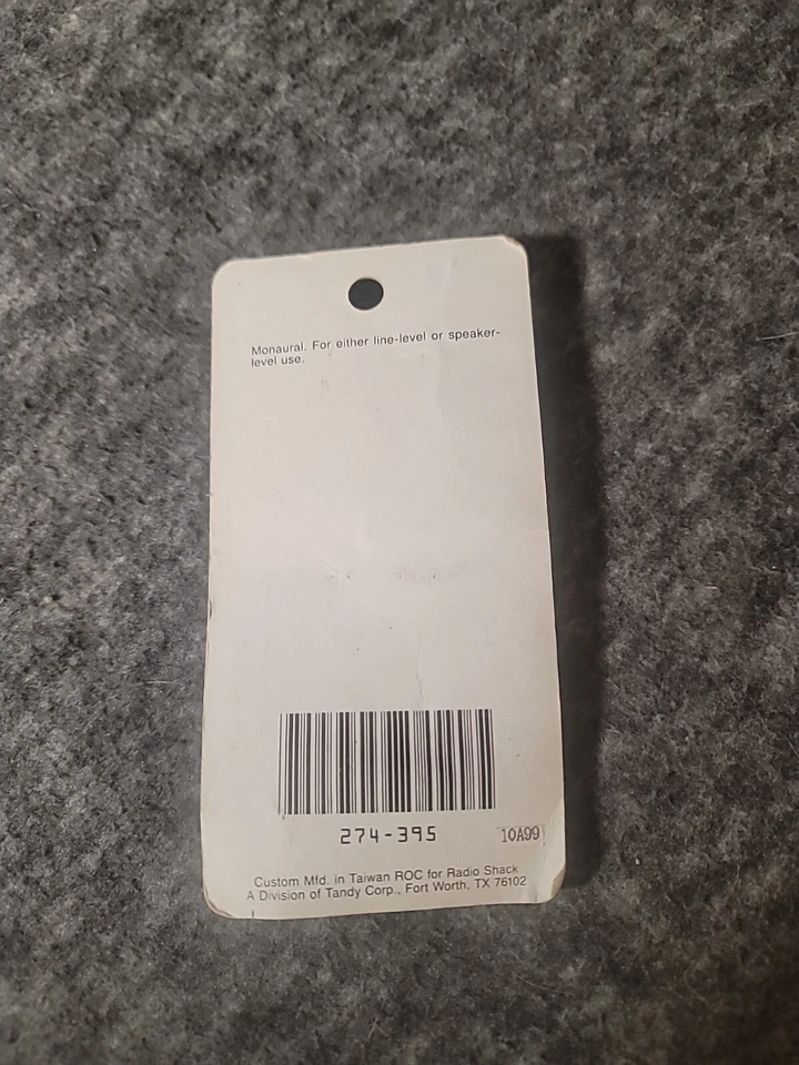 Radio Shack 274-395 Right-Angle Style Shielded Audio Adapter - Image 2 of 2