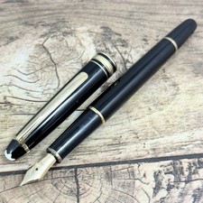 Montblanc Meisterst�ck 14K Fountain Pen Mont Blanc A453