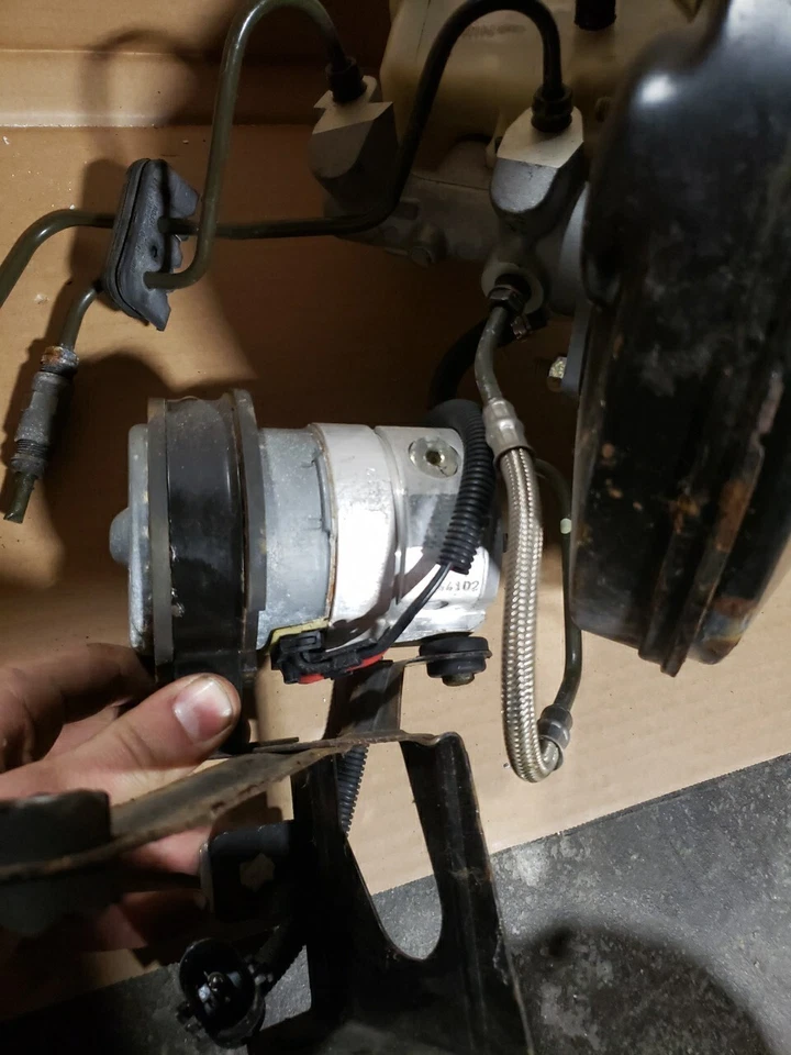 2001 - 2006 E46 宝马 330Xi 330i 制动助推器主缸组件原始设备制造商 #276CN — 第 4/4 张图片