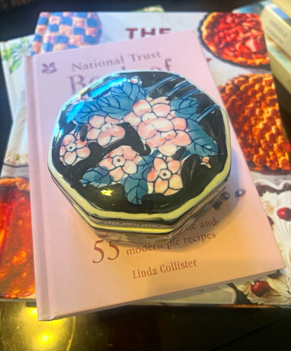 Glazed Ceramic Octagonal Floral Trinket Box with Lid, Black Pink Blue, Small