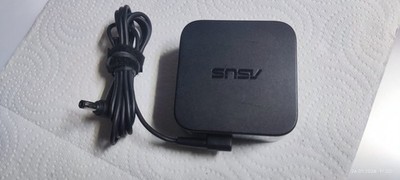 ASUS Original Netzteil / Ladegerät   65W
