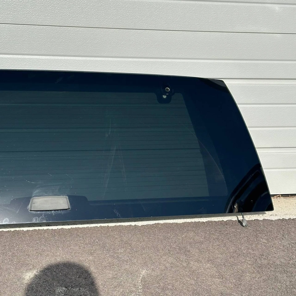 Nissan Armada 2005-2014 puerta levadiza trasera ventana de vidrio OEM Foto 3 de 4