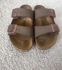 kids birkenstock sandals size 33 in good condition