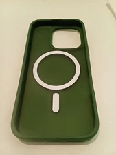 TEMDAN IPHONE 16 PRO 6.3 INCH PROTECTIVE CASE, DARK GREEN PERFECT CONDITION