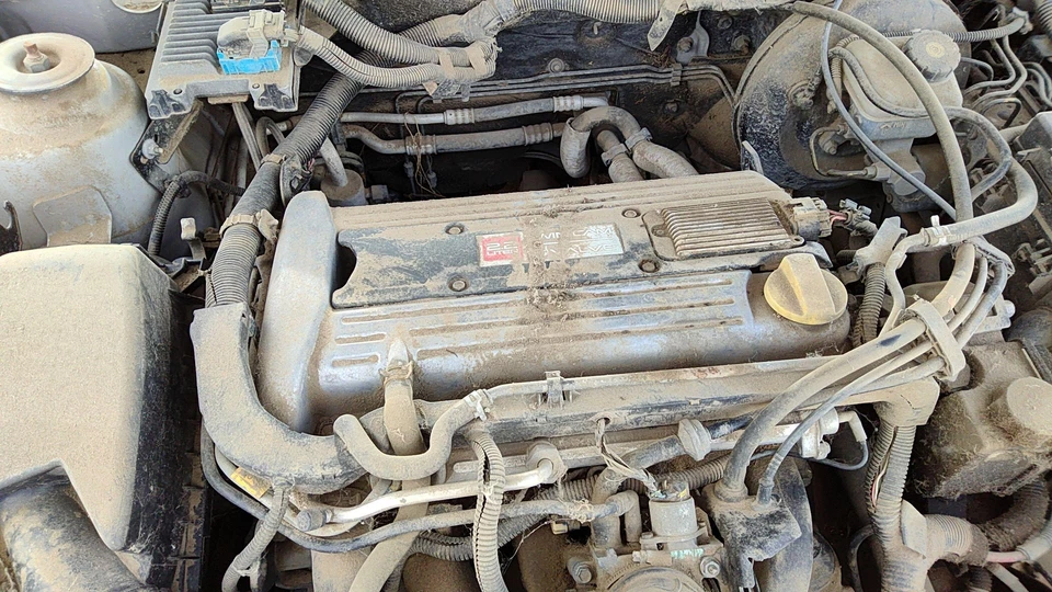 2000-2004 Saturn L100 tampa de válvula fabricante de equipamento original 2.2l Dohc 24426735 - Imagem 3 de 4