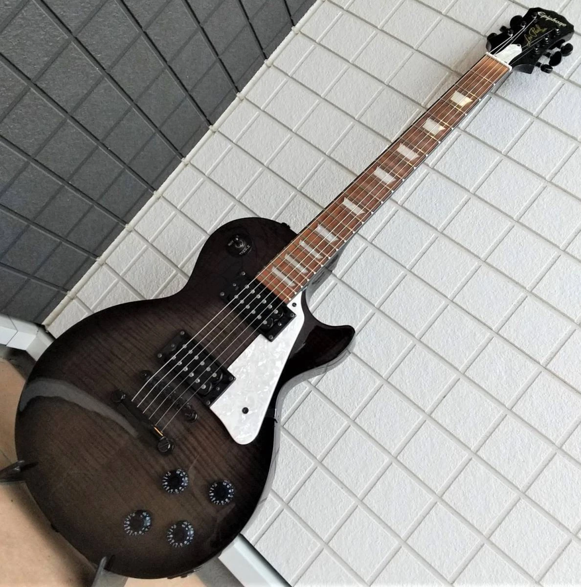 Bacchus 初期 無垢トップ レスポールタイプ ジョー・ペリーモデル