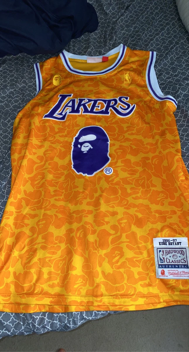 lakers bape jersey size L