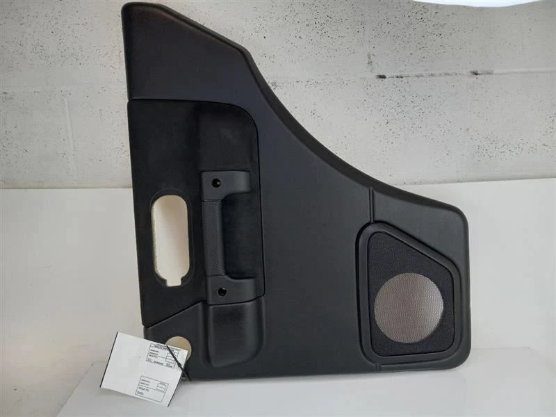 Land Rover Discovery 2004 panel de moldura de puerta trasera derecha Foto 2 de 4