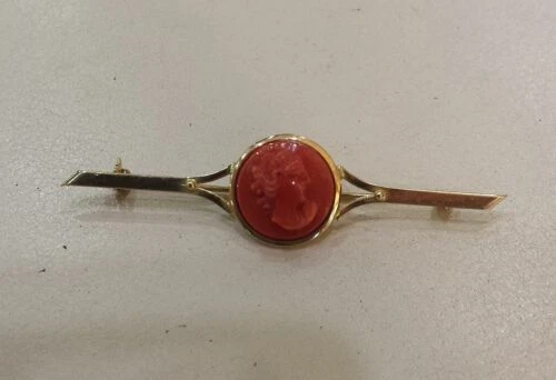 Spille antiche pietra principale corallo