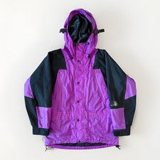 The North Face 89  Mountain Light Berry Purpl...