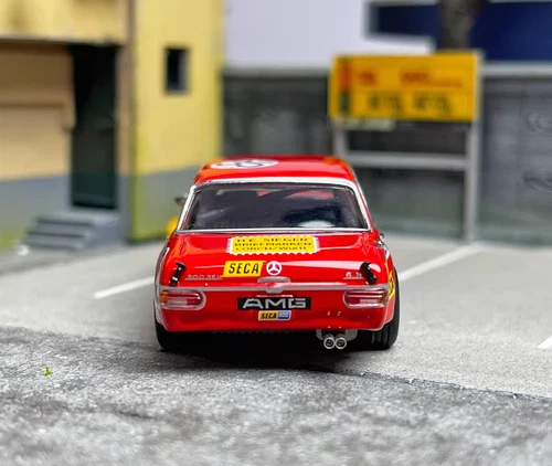 Liberty 64 1:64 300 SEL Mercedes-Benz Red Pig No.35 Automodell Deluxe Edition - Bild 10 von 10