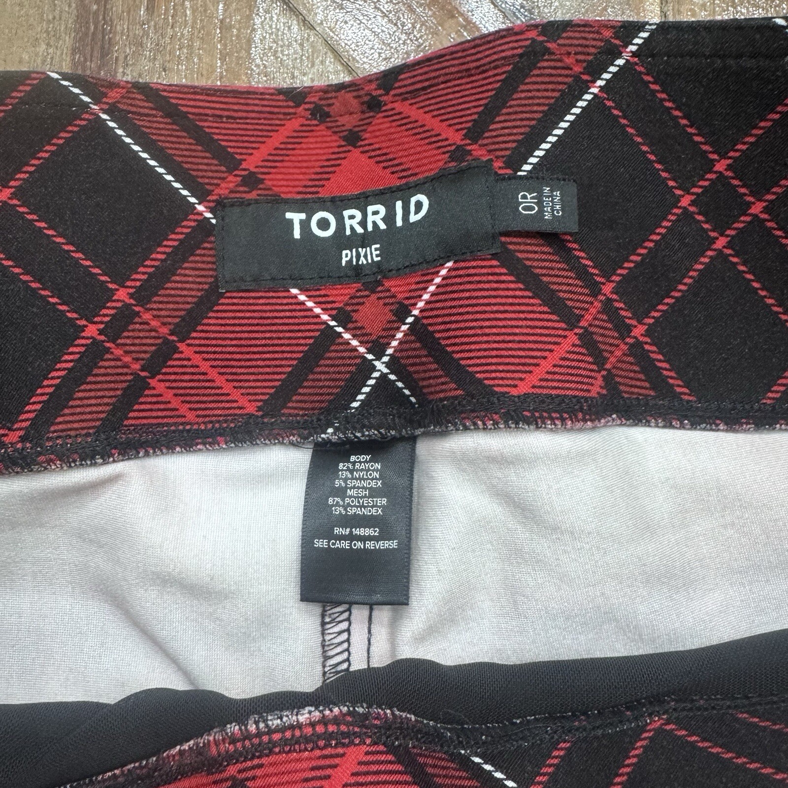 Women’s Torrid Pixie Skinny Studio Luxe Ponte Hig… - image 4