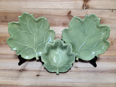 Set of 3 Pieces - Tabletops Gallery AVELLINO Celery Leaf Shaped Plates/Bowl