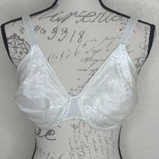 Curvation Lace Underwire Bra Size 38D (CL)