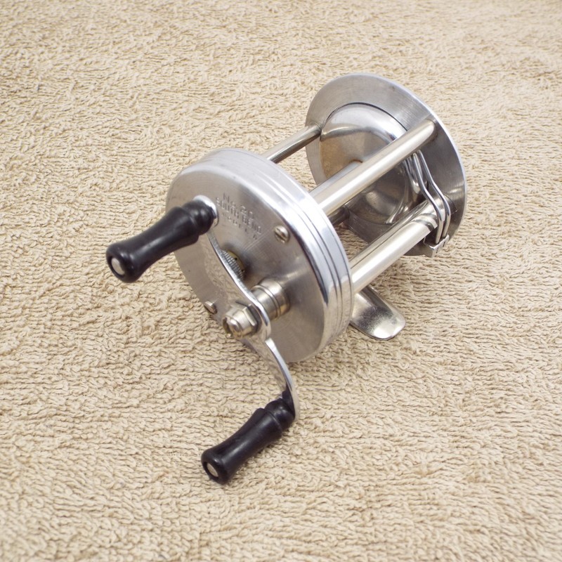 SOUTH BEND NO.20 MODEL A Vintage fishing reel