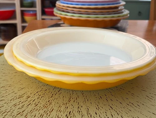 Vintage Crown Pyrex Scalloped Edge Yellow Pie Dish 11" and 10" Set of 2