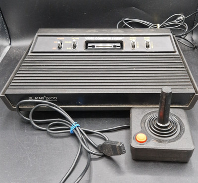 Atari 2600 Darth Vader + Controller