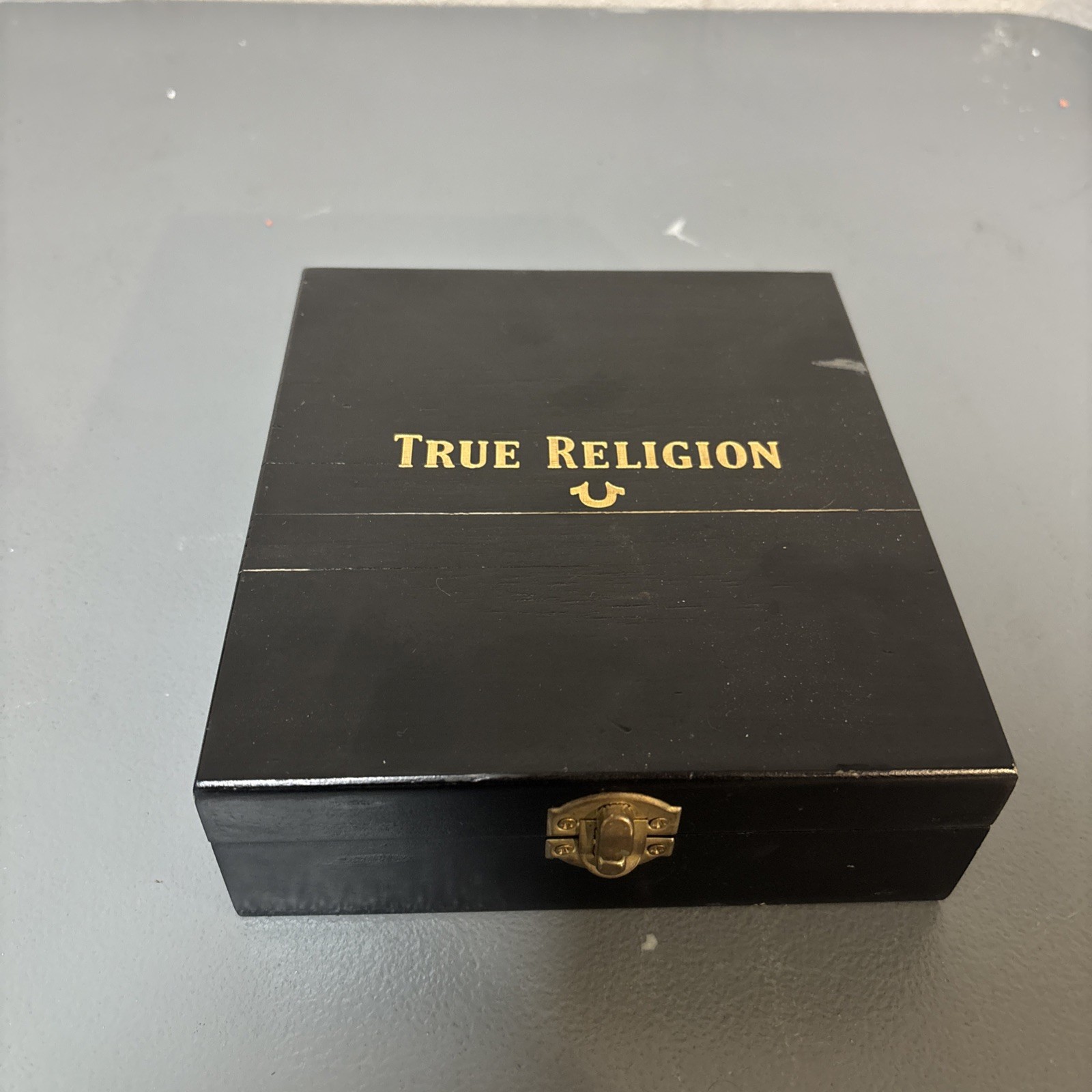 True Religion Poker & Dice Set Gold Cards, Heavy Chips Custom Case Rare