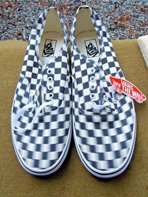 checkered vans tennis shoes