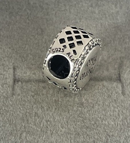 Rare PANDORA Puerto Rico Exclusive Traditional Jibaro Dress Button Charm - Picture 4 of 4