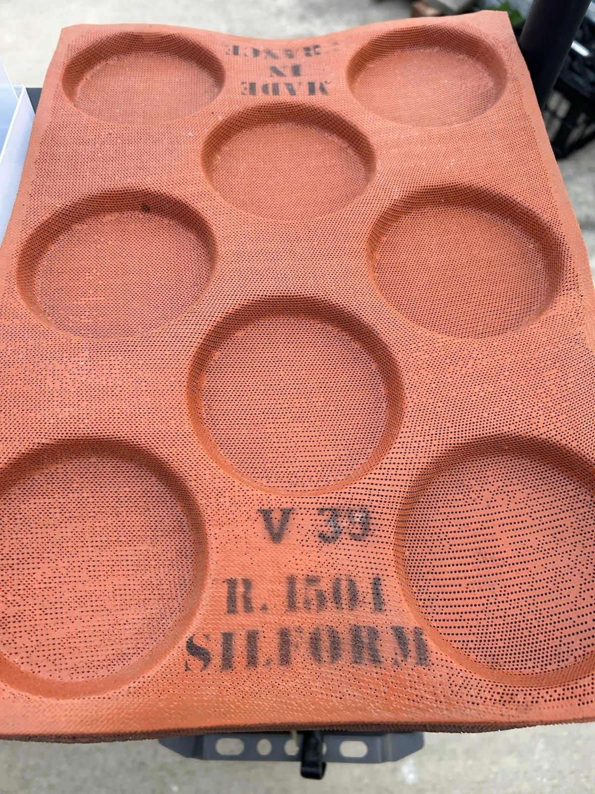 Silpat Bun Baking Mats One Dozen
Opens in a new window or tab