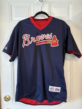 Atlanta Braves Majestic brand navy blue V-neck fan jersey Size M/L