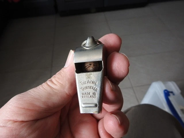 Ancien Sifflet Acme Thunderer Pour Police Et Arbitre, Vintage UK