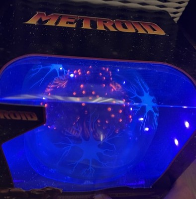 World of Nintendo Ultraviolet Glow Metroid Prime Squishy Figure Statue 6'' Jakks