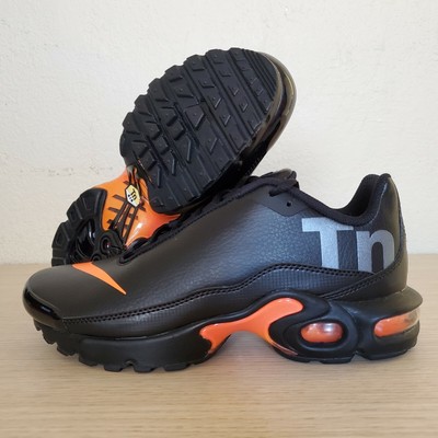 nike air max plus tn black and orange