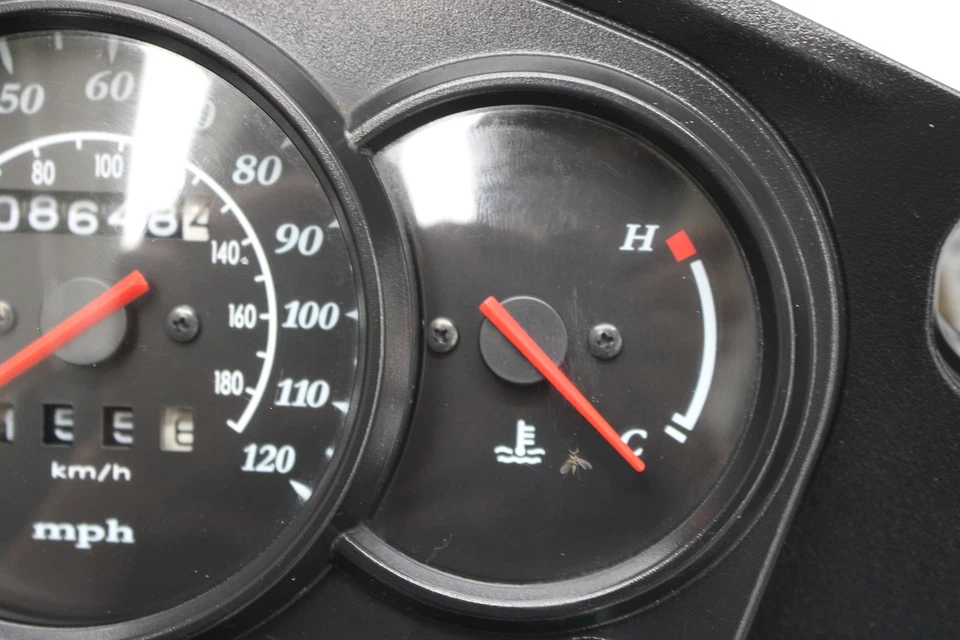 Kawasaki KLR650 2013 medidores 8.648 millas Foto 4 de 4