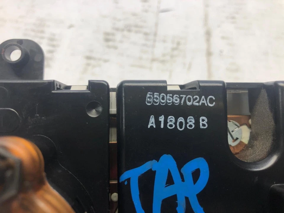 1999 Dodge Ram 1500 Temperature A/C Control Panel W/ Heated Mirror ID 55056702AC - Image 3 of 4