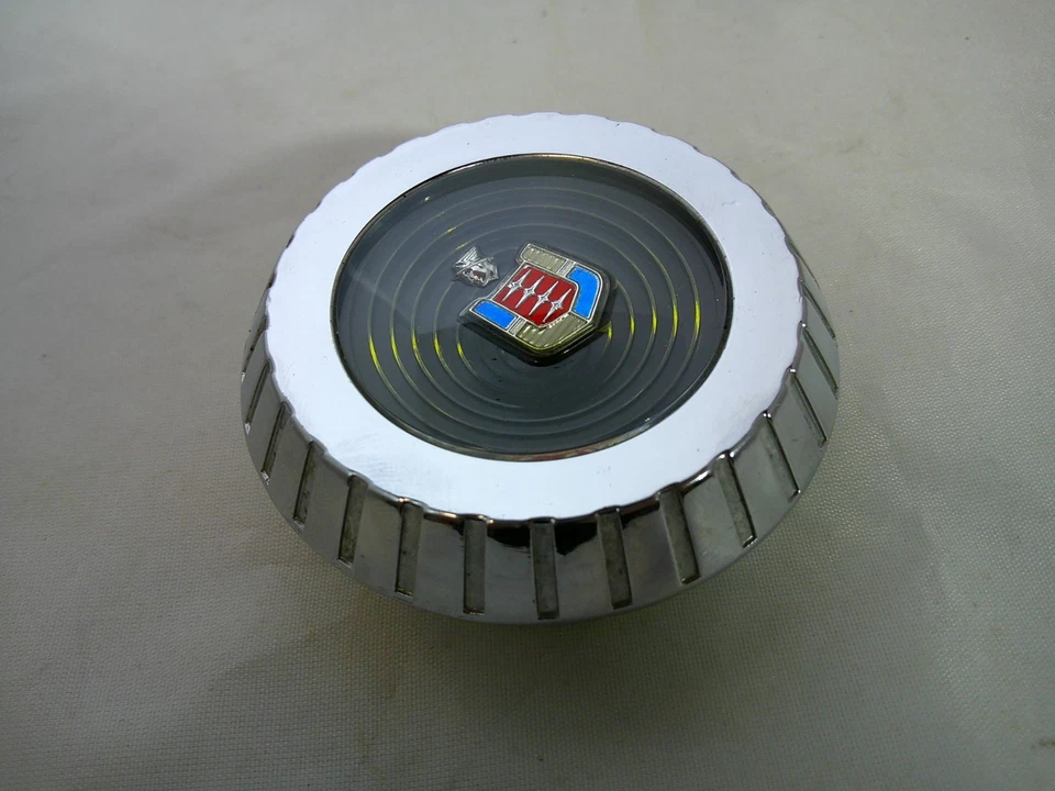 NOS 1957 Mercury Monterey steering wheel horn medallion emblem center cap badge - Image 2 of 4