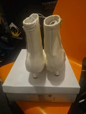 A New Day Women's White Lonnie Size 8 Kitten Heel Stretch Ankle Boots New In Box