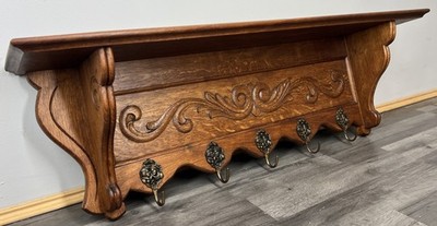 Französische Vintage Garderobe Eiche 5 Haken verziert Wandregal geschnitzt Garderobe LOT 4445