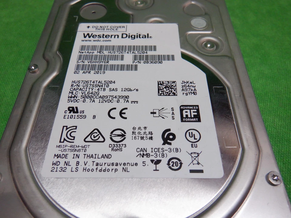 Western Digital HUS726T4TAL5204 4TB 7.2K 3.5" SAS 12G Server Hard Drive - Image 2 of 3