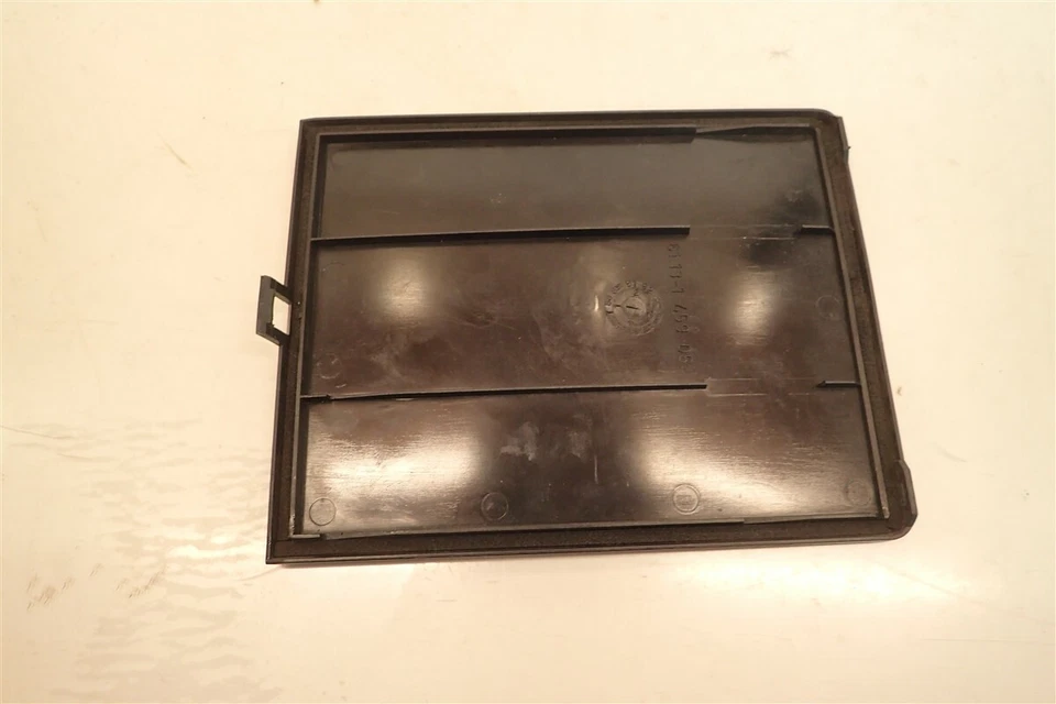 宝马 K75RT K75 RT 保险丝盒盖 — 第 4/4 张图片