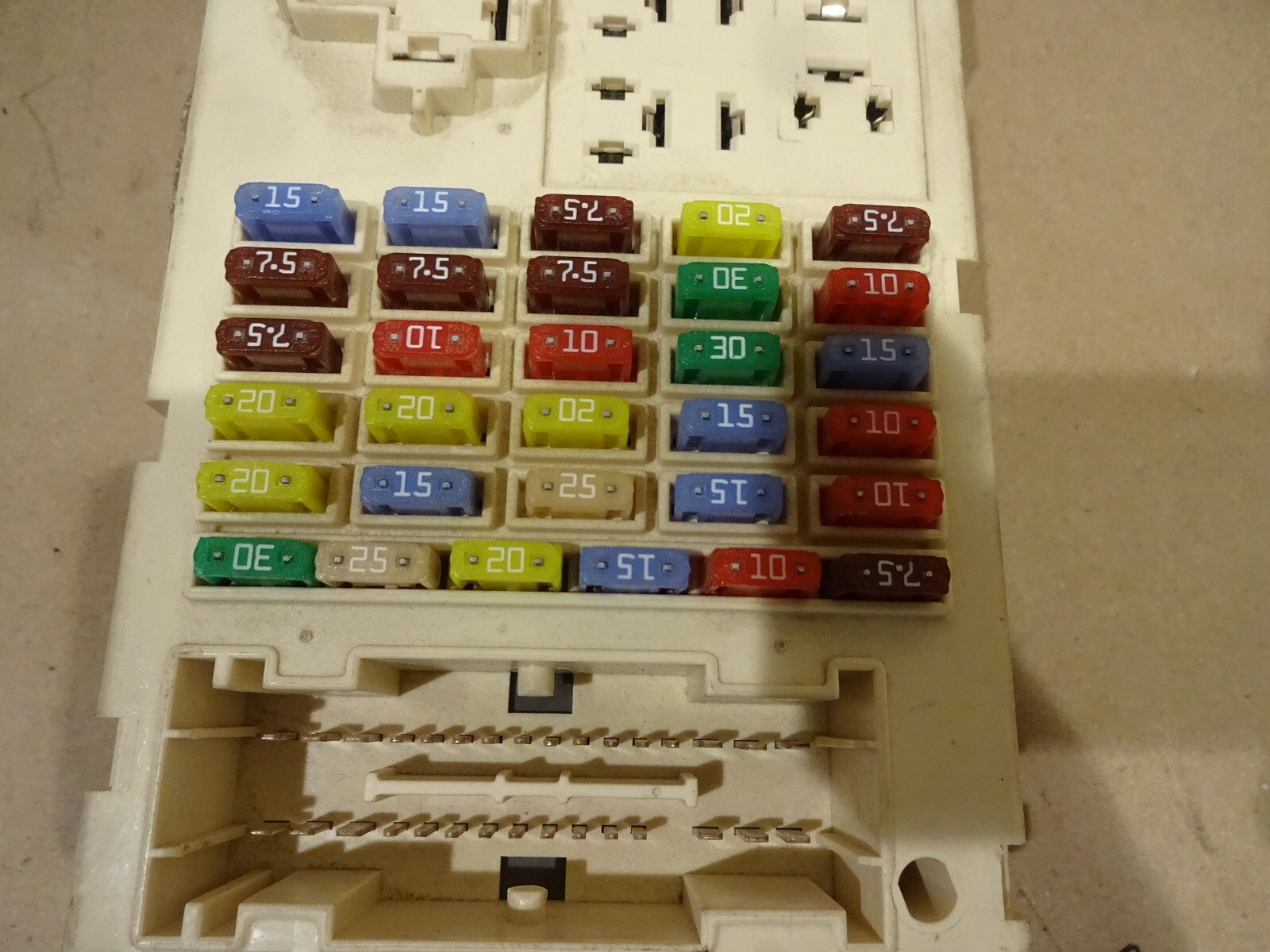 Ferrari 599,612 Dashboard Relay Fuse Box P/N 245787